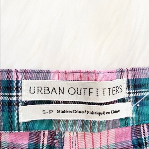 URBAN OUTFITTERS Plaid High Waist Patch Pockets Shorts NEW - Picture 4 of 6